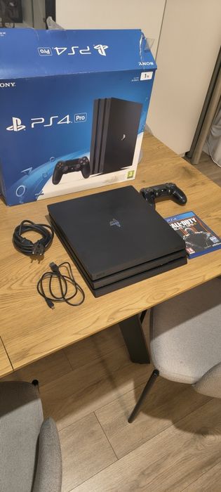 Play Station 4 Pro / PS4 Pro