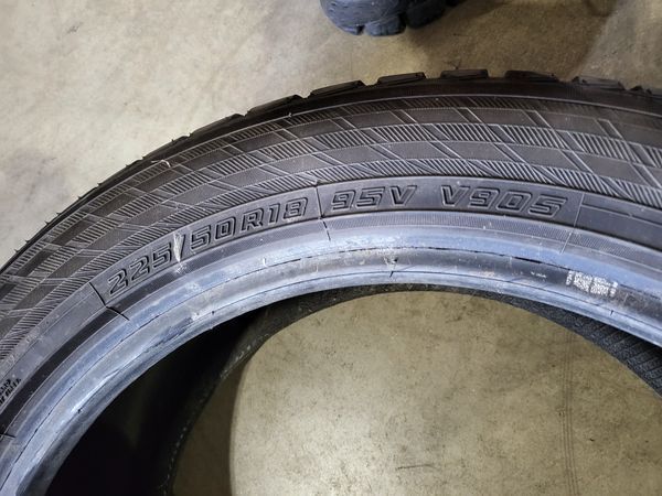 225/50/18 YOKOHAMA 4БР