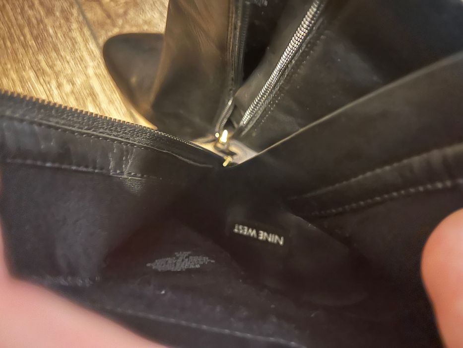Продаю новые ботильоны Nine West
