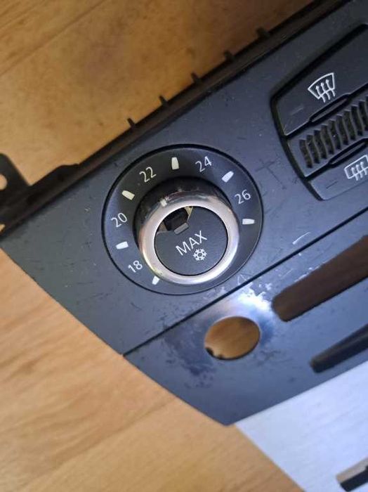 Panou clima climatronic - ornamente consola BMW Seria 5 E60 E61 Seria 6 E63 E64 6988504