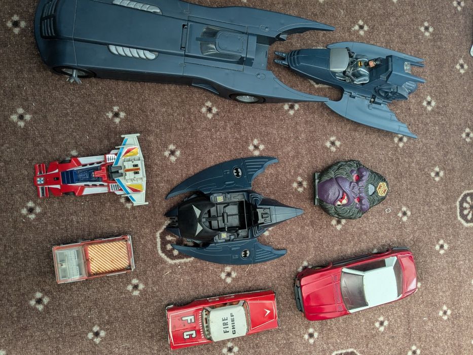 Mașina Vechi, de colecție. Citește bine anunțul.