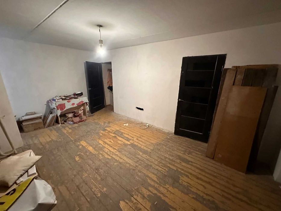 В продаже 3х ком квартира Крылова 80