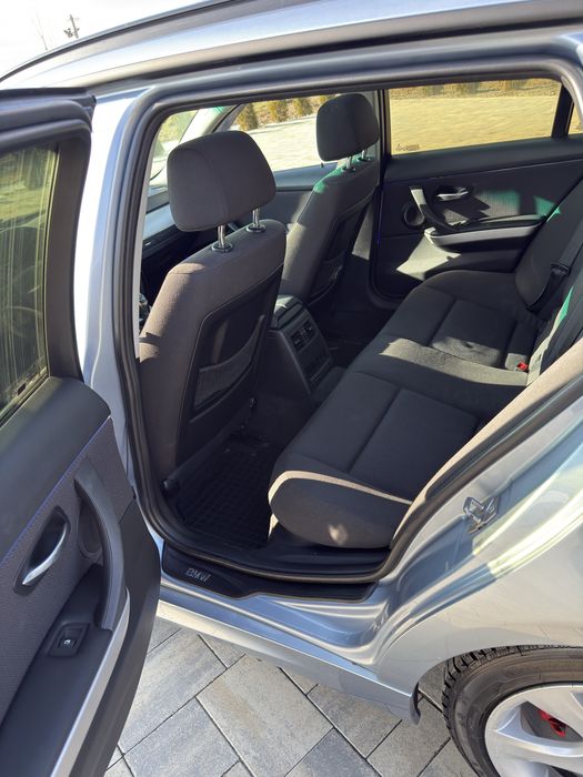 Vând BMW Seria 3 E91 LCI