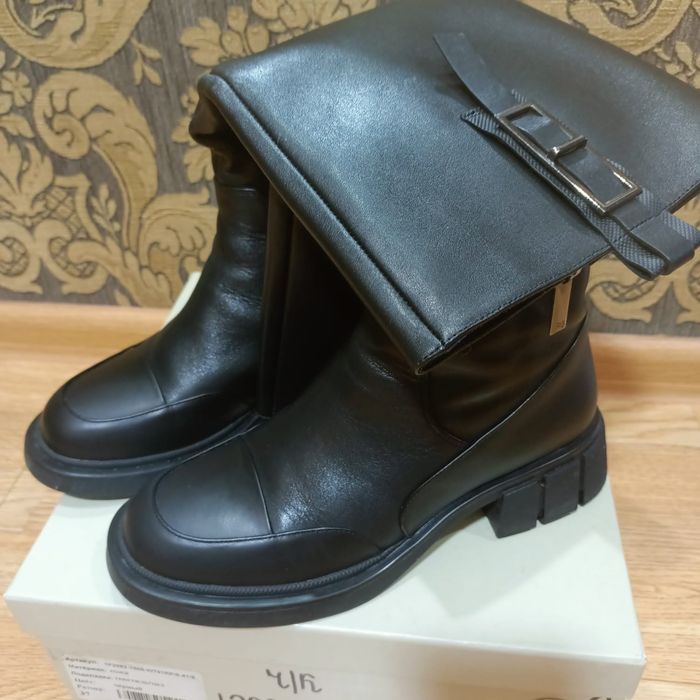 Продам зимние сапоги