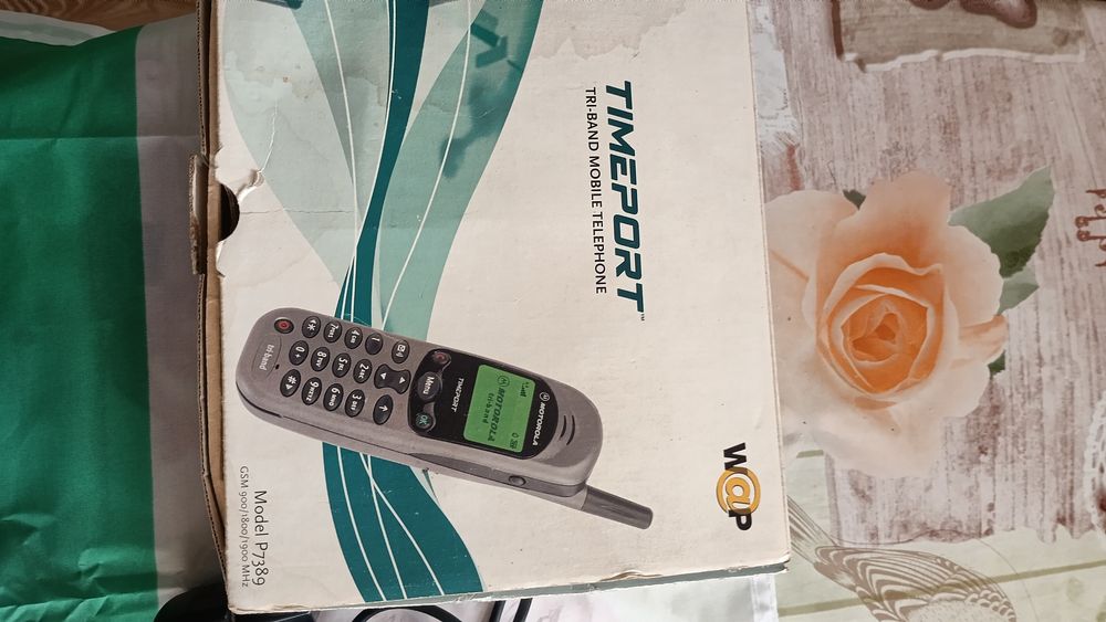 Motorola Timeport L7089 Triband – ретро телефон с кутия