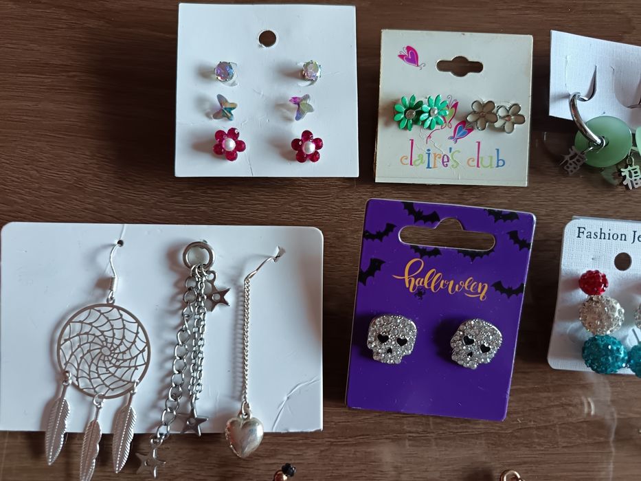 Лот дамски бижута