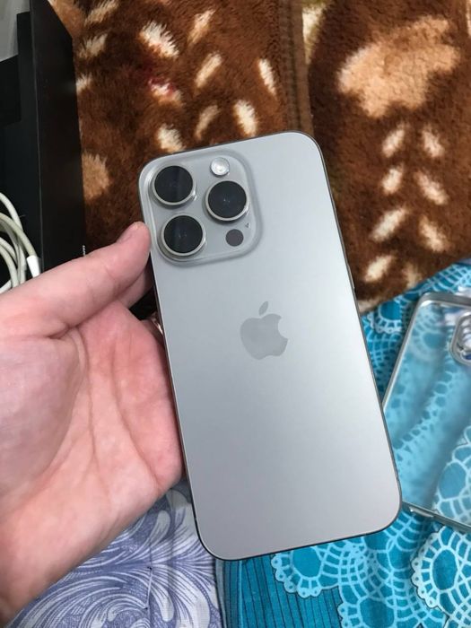 Iphone 15pro  sotiladi