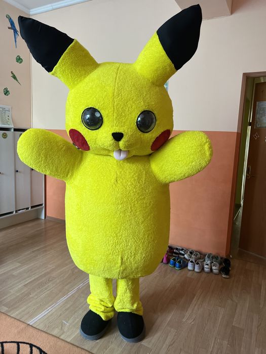 Ростовая кукла пикачу