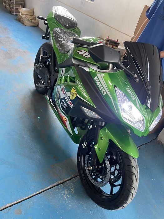 Электро мотоцикл. 3кВт на центральном моторе.
Китай. 
Раскрас K