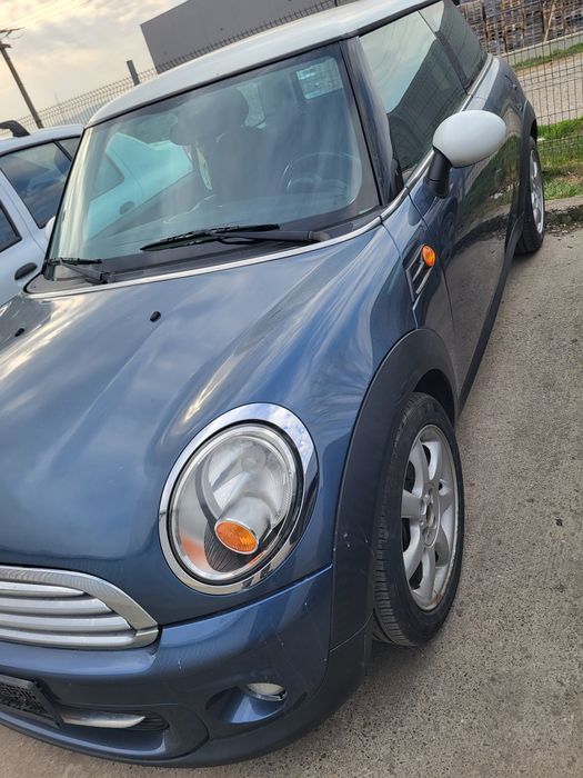Mini cooper 16. Benzina 210 cp.Citeste descrierea.