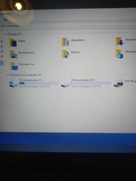 Ноутбук Packard bell. 4 гб. Операт. Диск 300 гб.