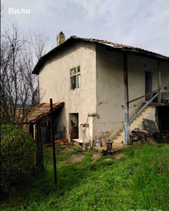 Парцел в с.Хотово 550 кв.м и къща