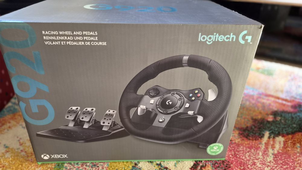 Volan Logitech pentru  Xbox