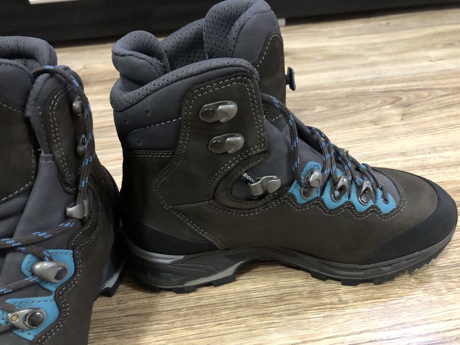 Туристически обивки Lowa