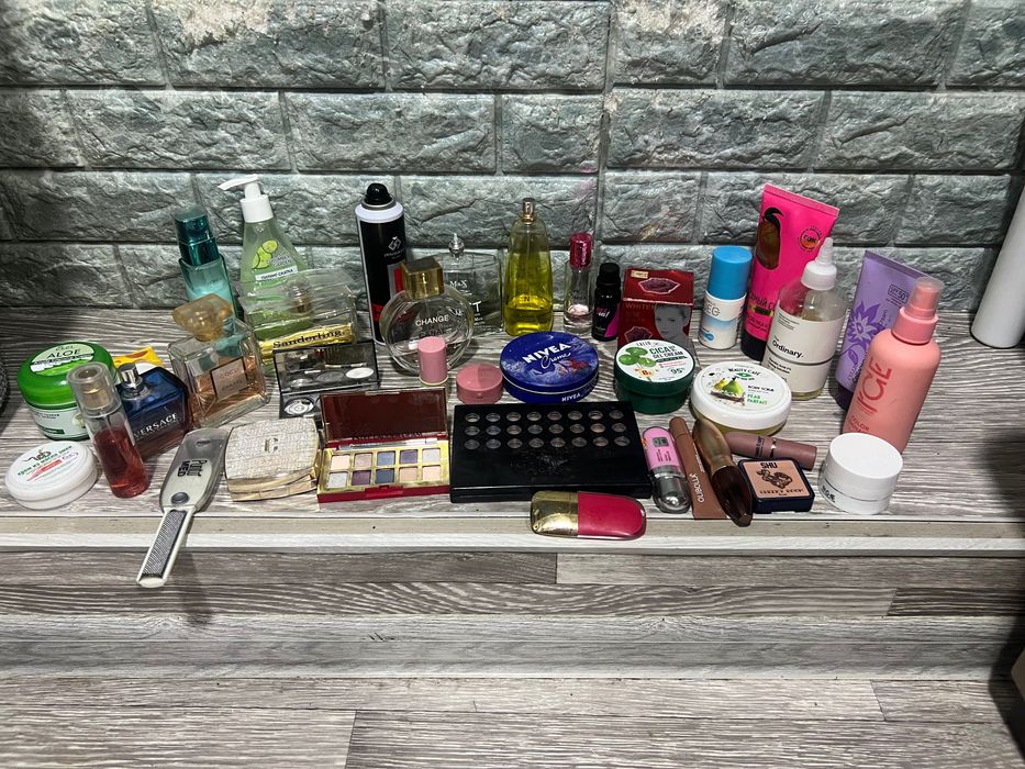 Духи и косметика