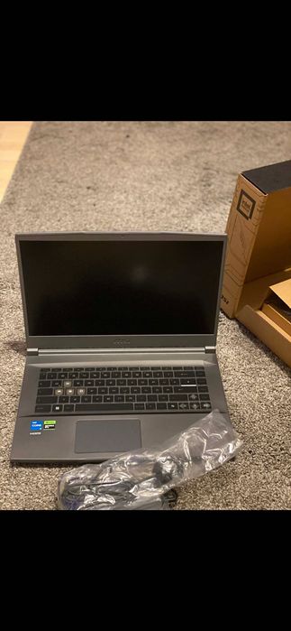 Laptop Msi KATANA 17 HX B14WFK-227