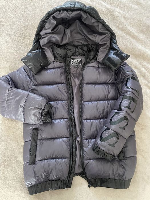 De vanzare hainute copil 5-7 ani