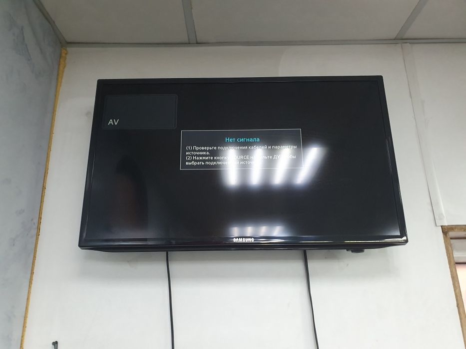 Продам телевизор samsung 82 см