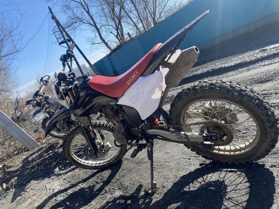 Продам мотоцикл эндуро Sycmcc 250