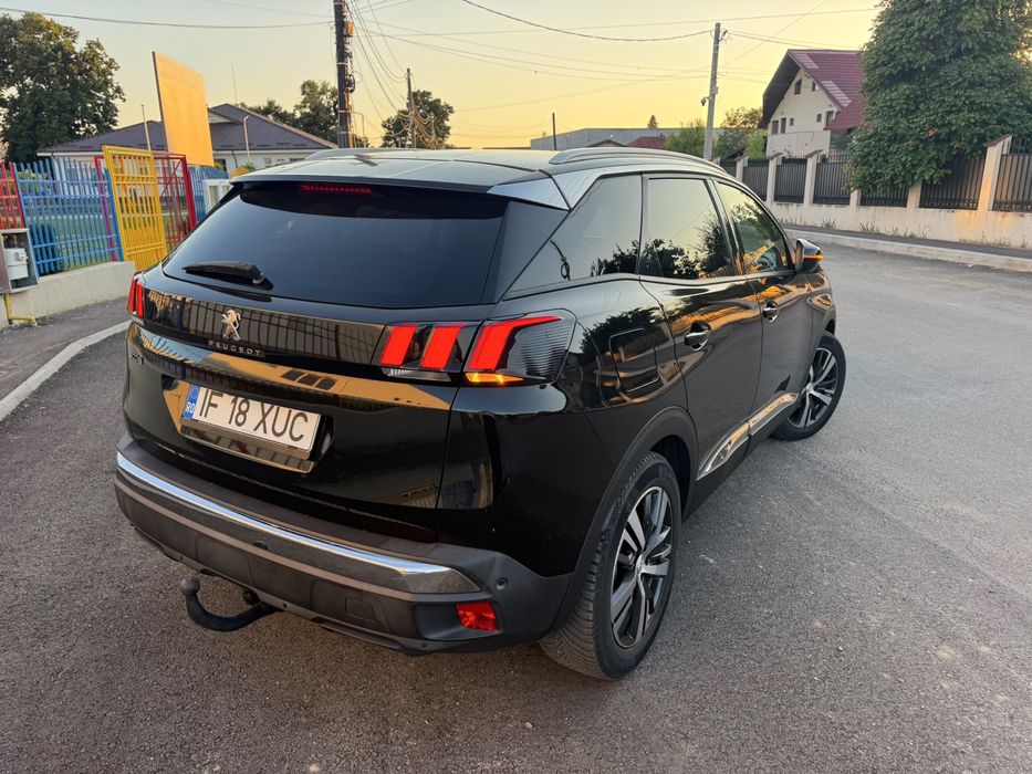 Peugeot 3008 2020 diesel, 13.999 € — imagine 2