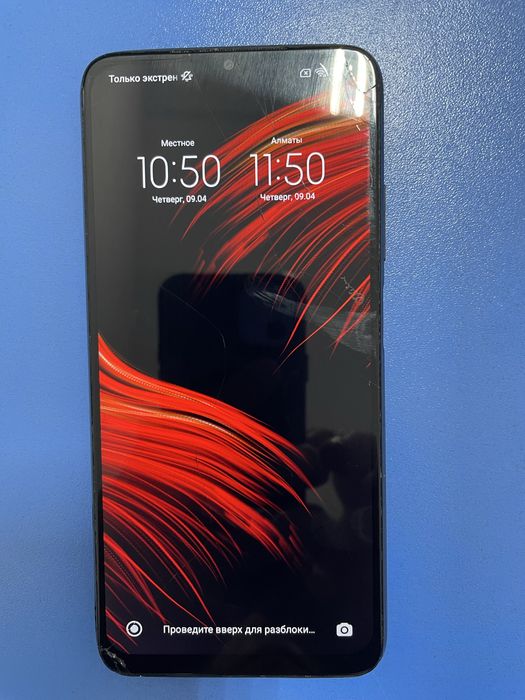 Poco M3  4/64GB треснуто стекло