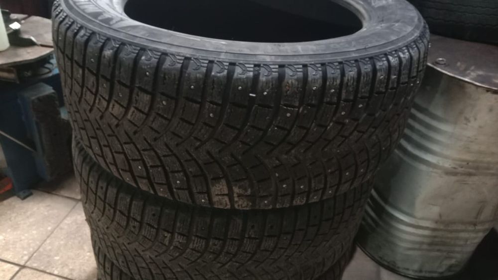 Шины 285/50R20 продам