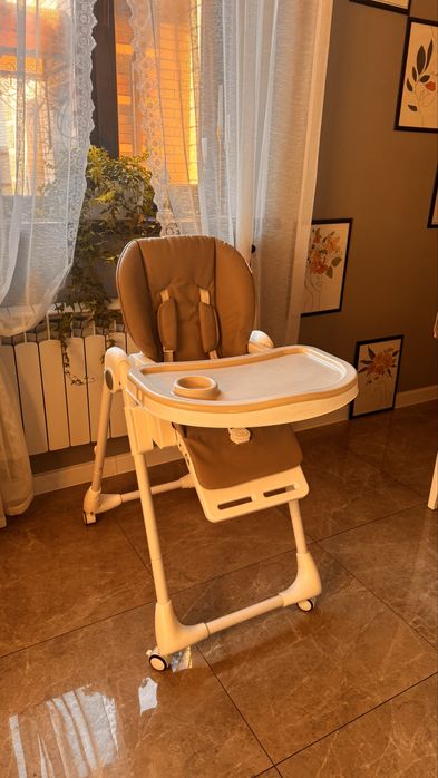 Стул для кормления детский