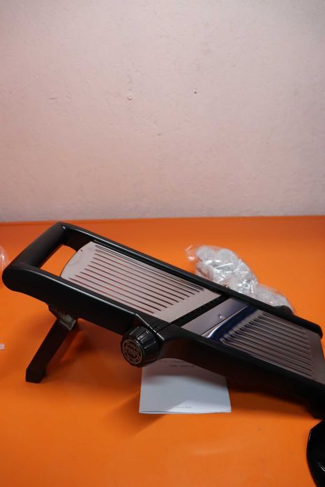 Професионално ренде за зеленчуци Milcea Mandoline Slicer 3 в 1
