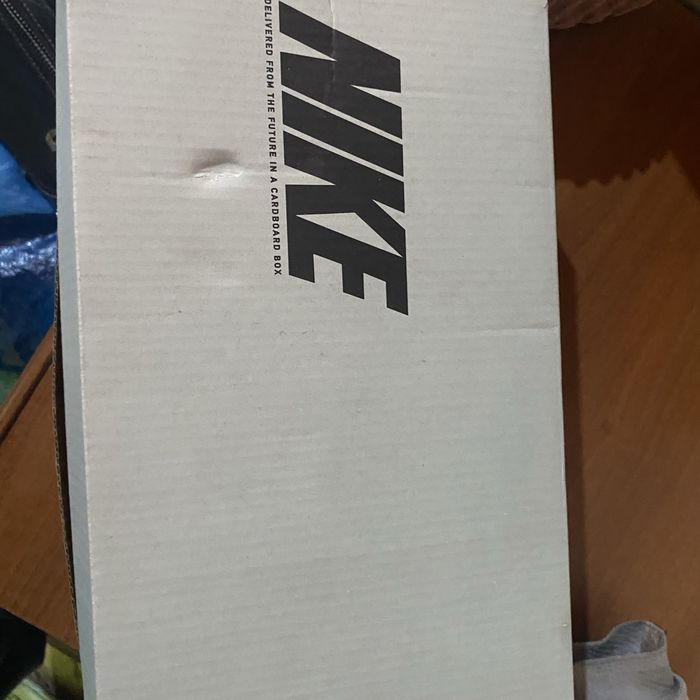 Сороконожка и бутсы