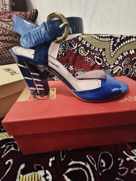 Продам летнюю обувь