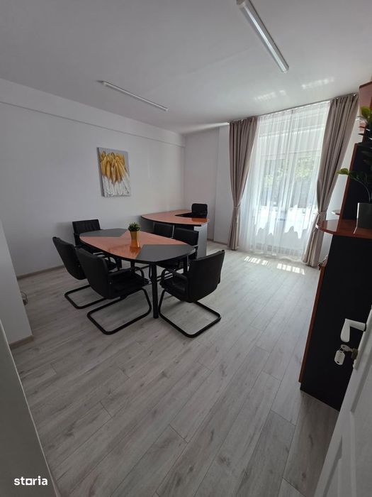 Inchiriez Birou Mobilat 20mp - Piata Romana / Ultracentral - Parter
