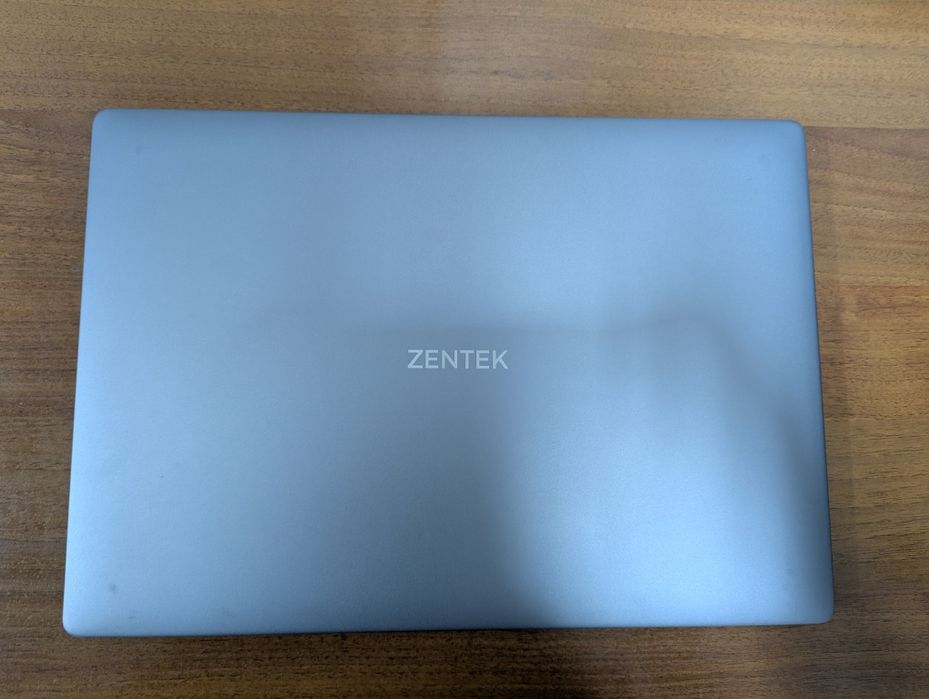 Zentek AMD Vision 16/512