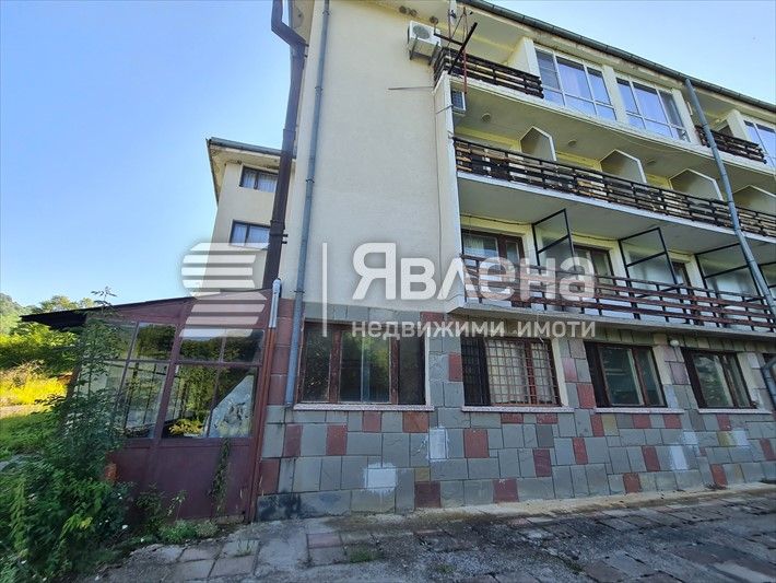 Почивна база в град Тетевен, подходяща за хотел