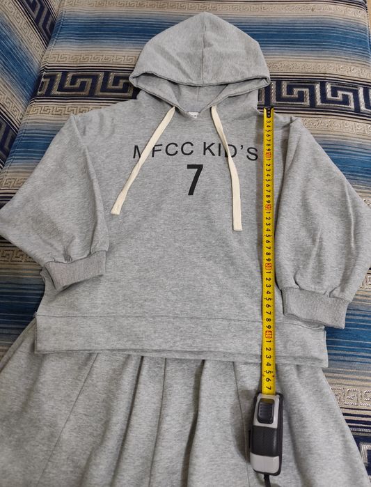 Костюм (юбка+толстовка) до 8 лет