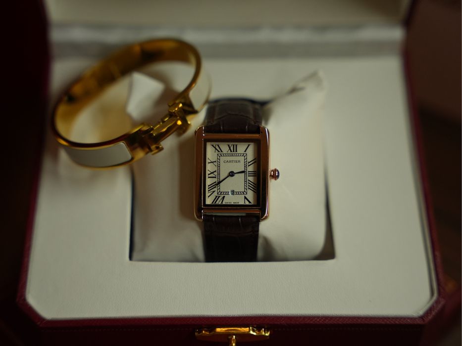 Чисто нов Cartier Tank + гривна hermes