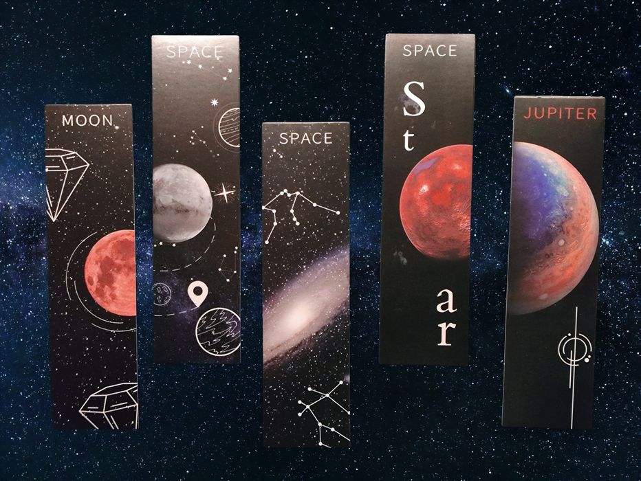 Xatcho'plar kitob uchun (koinot tasvirlari)