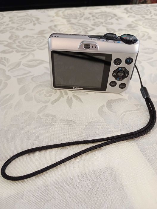 Цифров фотоапарат Canon Powershot A1200 12.1 MP с 4x оптично увеличение (сребрист)