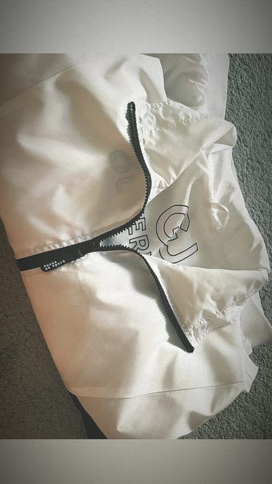 Ветровка осенний