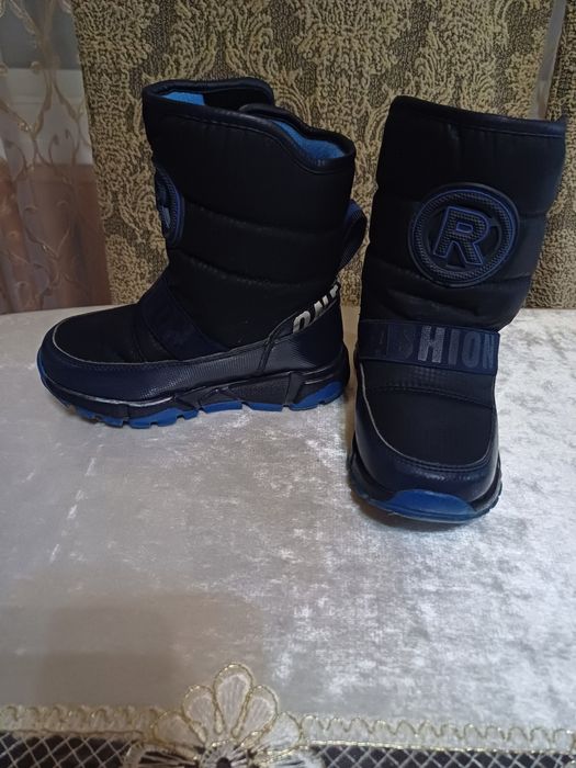 Детские сапоги на мальчика