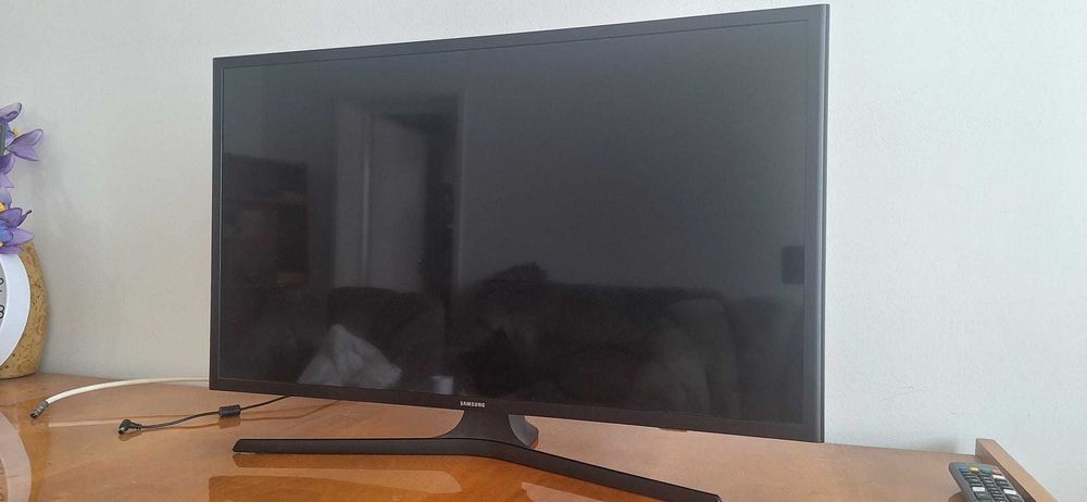 Vand televizor Led Samsung diagonala 80 cm