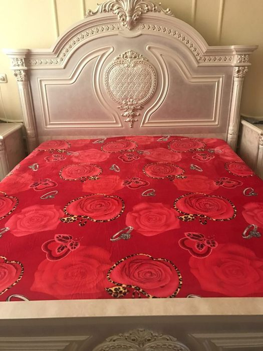 Одеяло сотилади. Иссикина. 2 кишилик.