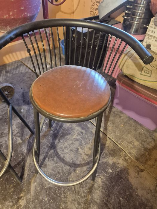 Продам барные стулья