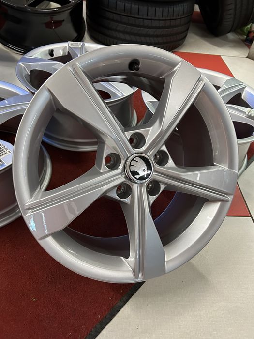 Джанти 17 цола Audi VW Passat Skoda Superb Octavia Нови Оригинални