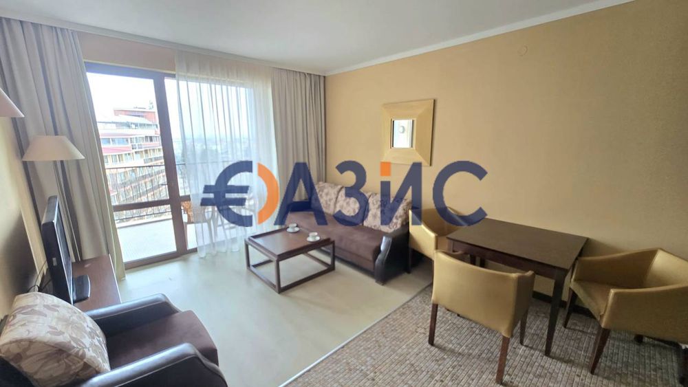 Продава се Двустаен апартамент в к.к. Слънчев бряг - 68 кв.м за 675 €/кв.м - Снимка #6