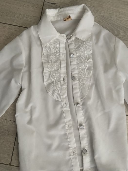 Продается школьная форма