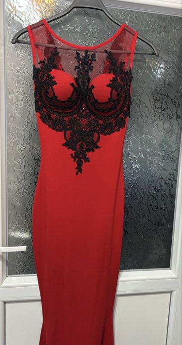 Rochie rosie lunga