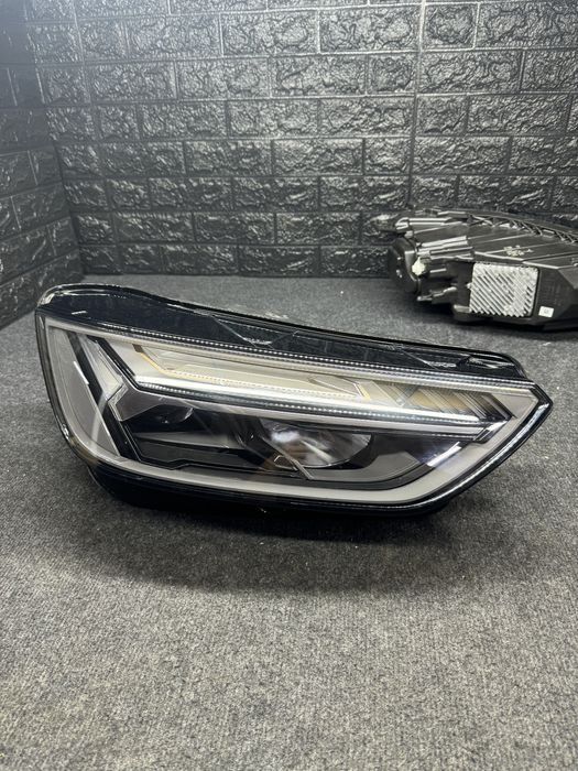 far stanga dreapta audi q5 80a facelift lci  complet