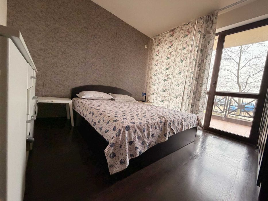 69990 EUR  2-стаен апартамент 72 кв.м.  Империал Хайтс, 1,5 км до плажа