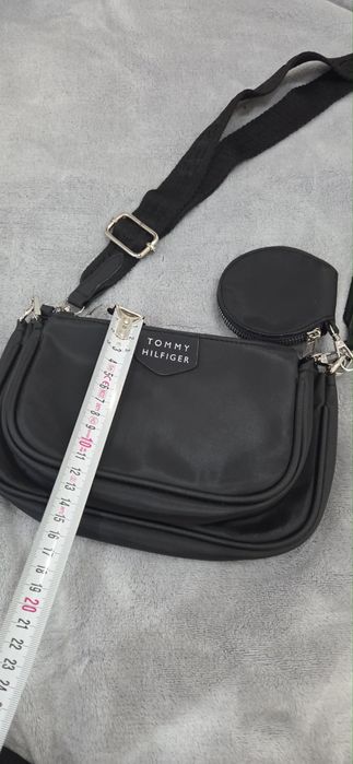 Tommy Hilfiger черна чанта