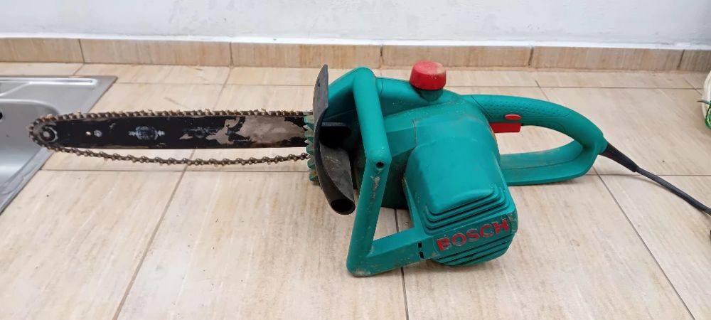 Drujbă electrica Bosch 40 cm